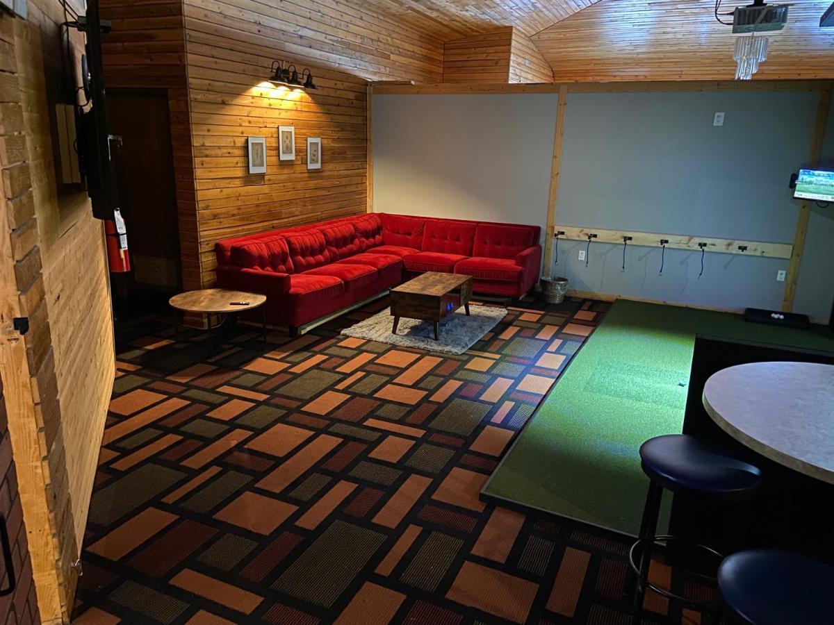 Vegreville Garden Inn Buitenkant foto